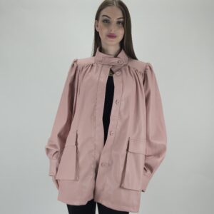 Kurtka eko skóra pudrowy róż z marszczeniem