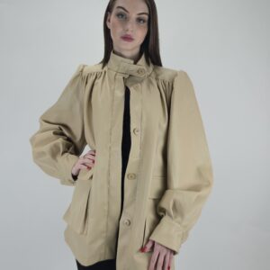 Beżowa kurtka eko skóra z marszczeniem bufkami