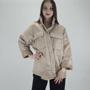 Kurtka wiosenna pikowana kolor satynowy beż