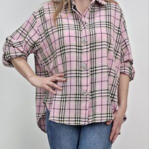 Koszula bawełniana w kratę z biżuteryjnym akcentem, pudrowy róż, rozmiar uniwersalny