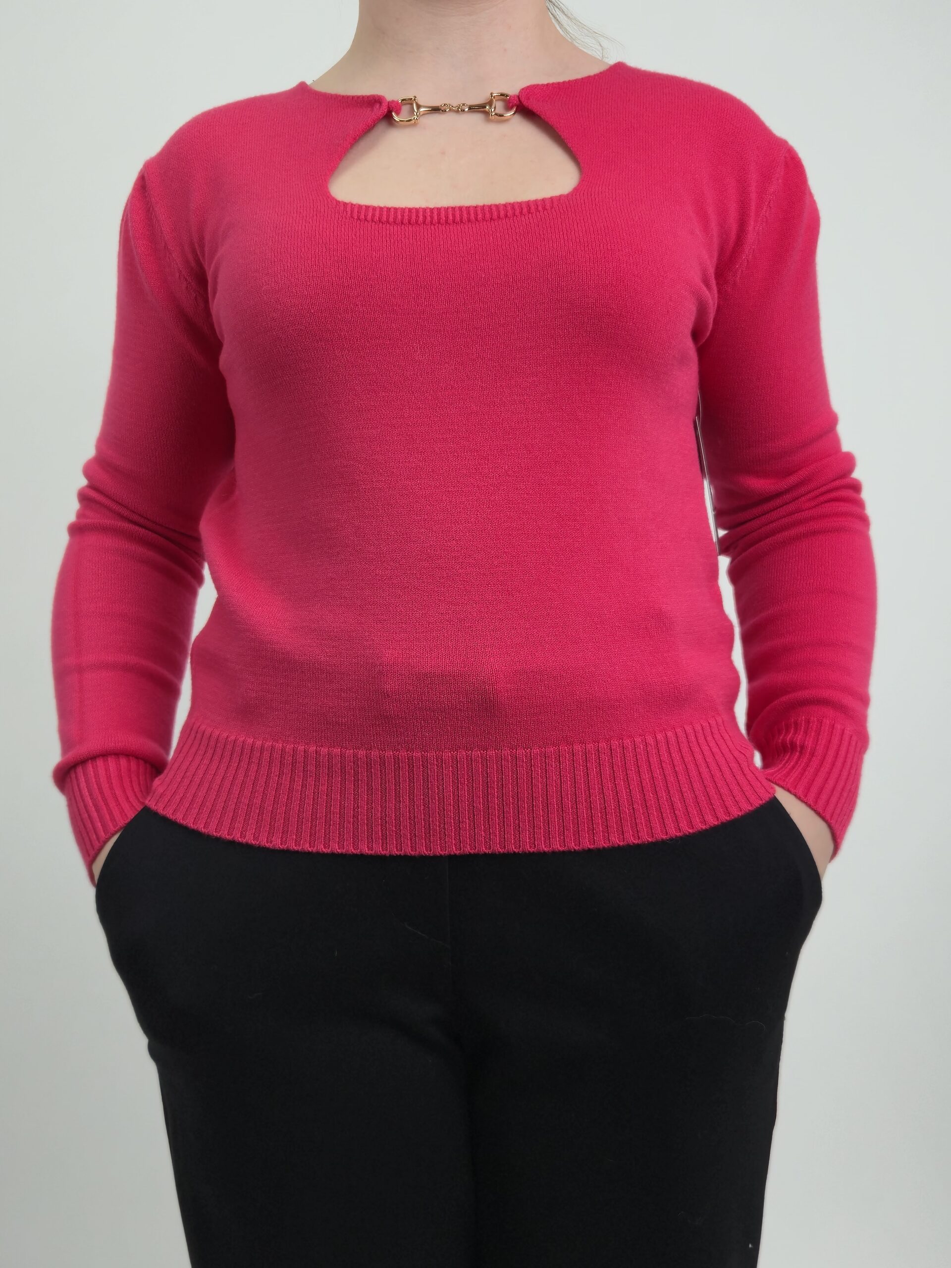 Sweter damski malinowy