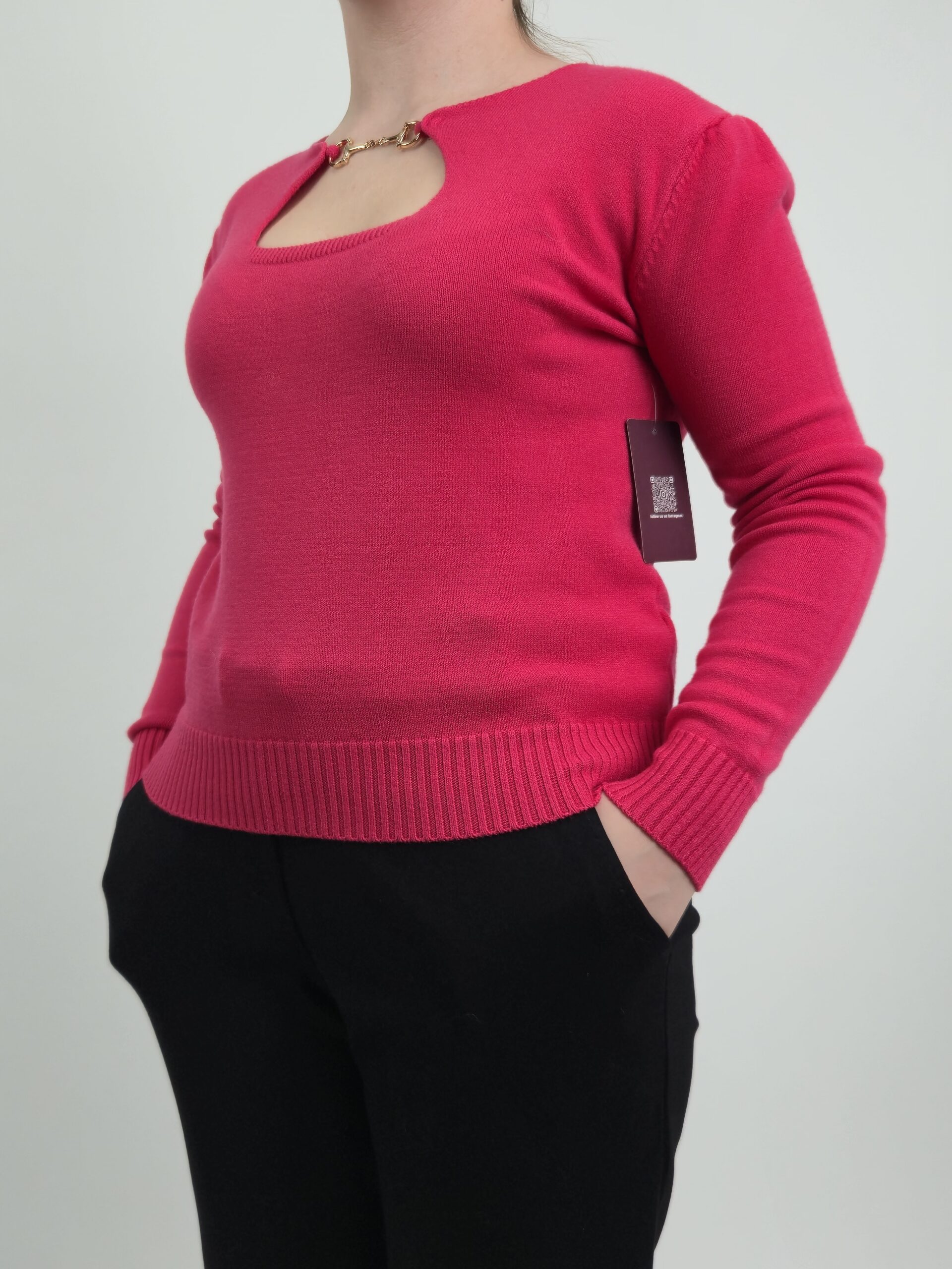 Sweter damski malinowy - obrazek 2