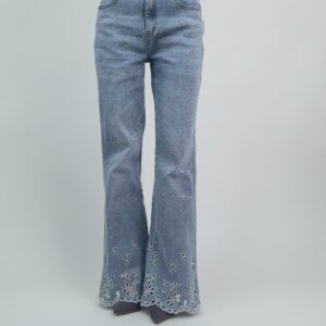 Spodnie jeansy model flared z ażurowym haftem kwiatowym