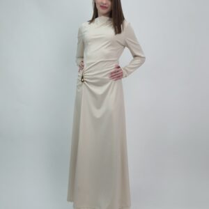 Elegancka sukienka maxi z ozdobną łezką model premium