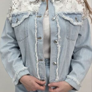 Kurtka jeansowa z gipiurą i kwiatami 3D