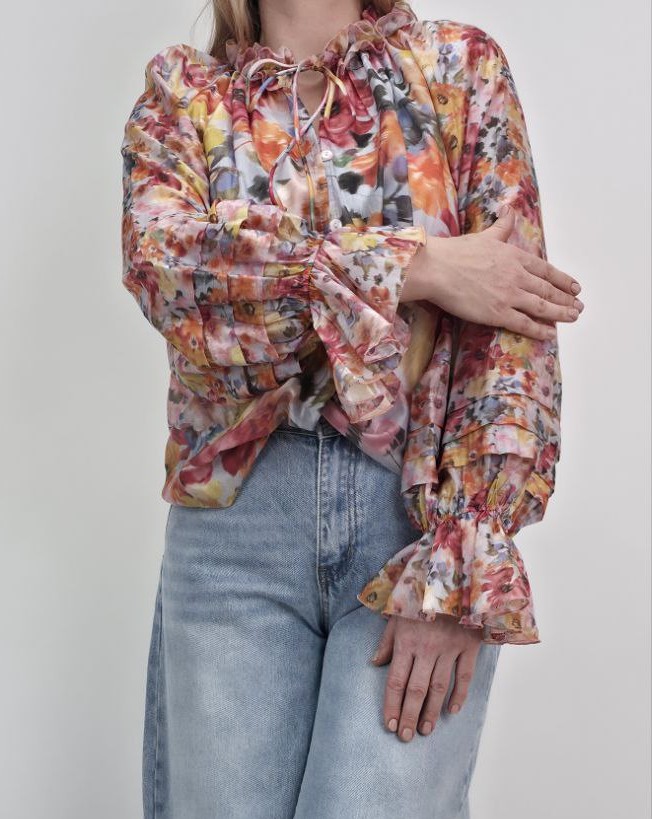 Bluzka Romantic Bloom – Kwiatowy Print