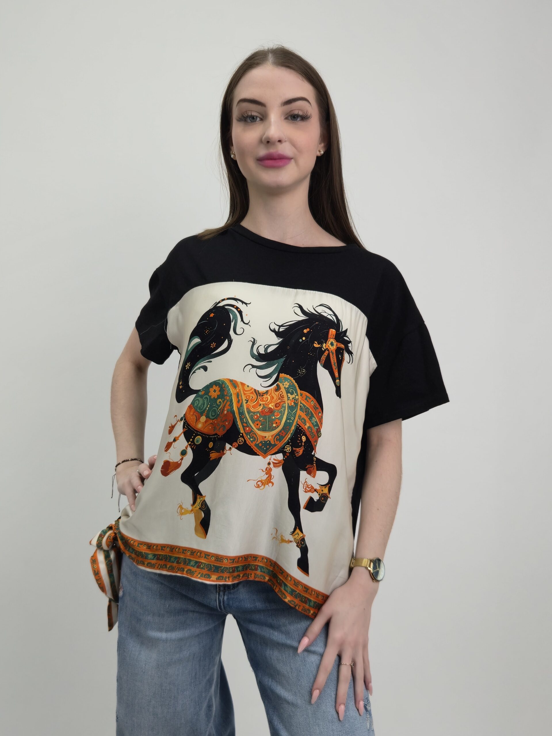 Bluzka dotyk jedwabiu – Horse Print, czarna