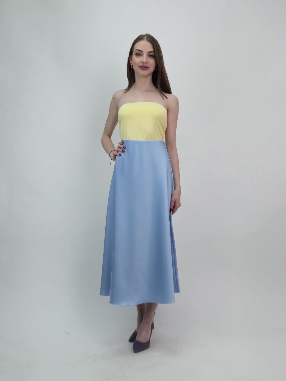 Satynowa spódnica midi damska elegancka lekka