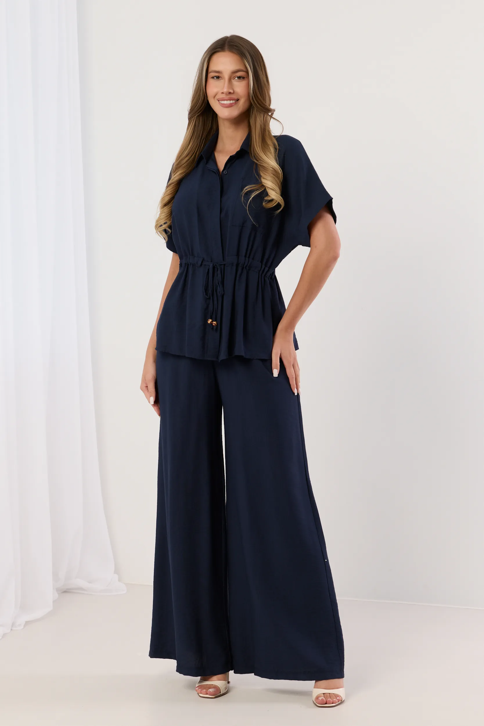 Komplet damski wide leg z wiązaniem w talii