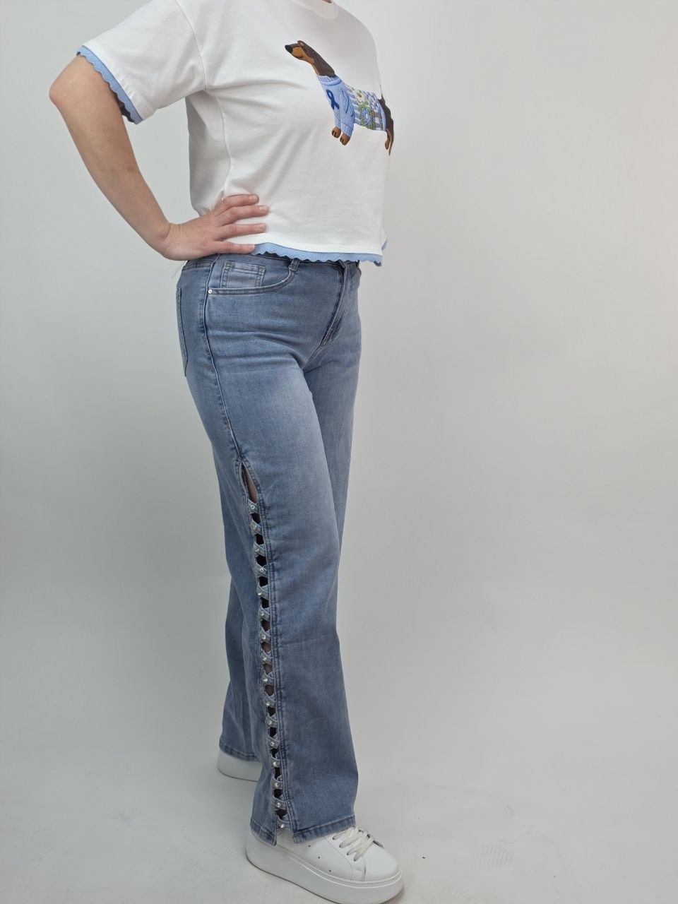 Niesamowite Jeansy z ażurowym bokiem i cyrkoniami bootcut
