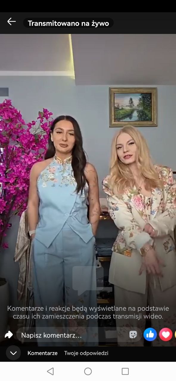 UNIKAT! Bluzka w kwiaty z haftem na ekstra okazje! - obrazek 2
