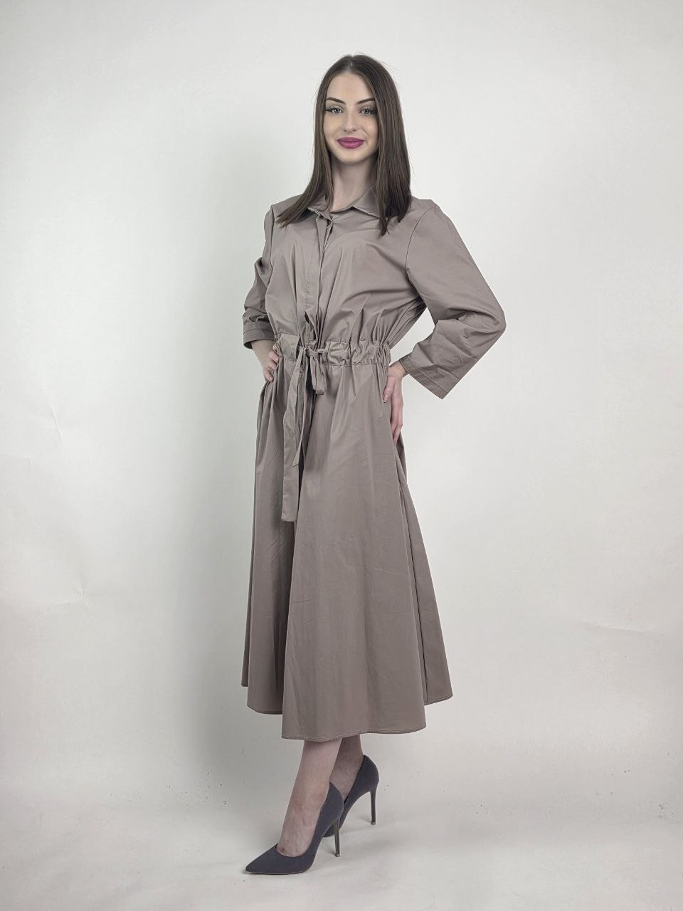 Sukienka Aurora Taupe Szmizjerka Midi Premium - obrazek 5