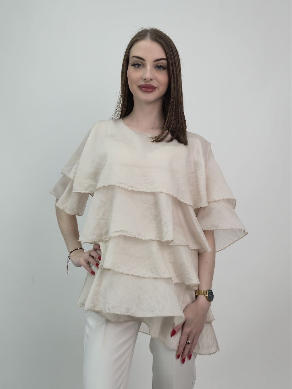 Ecru bluzka damska z falbanami oversize