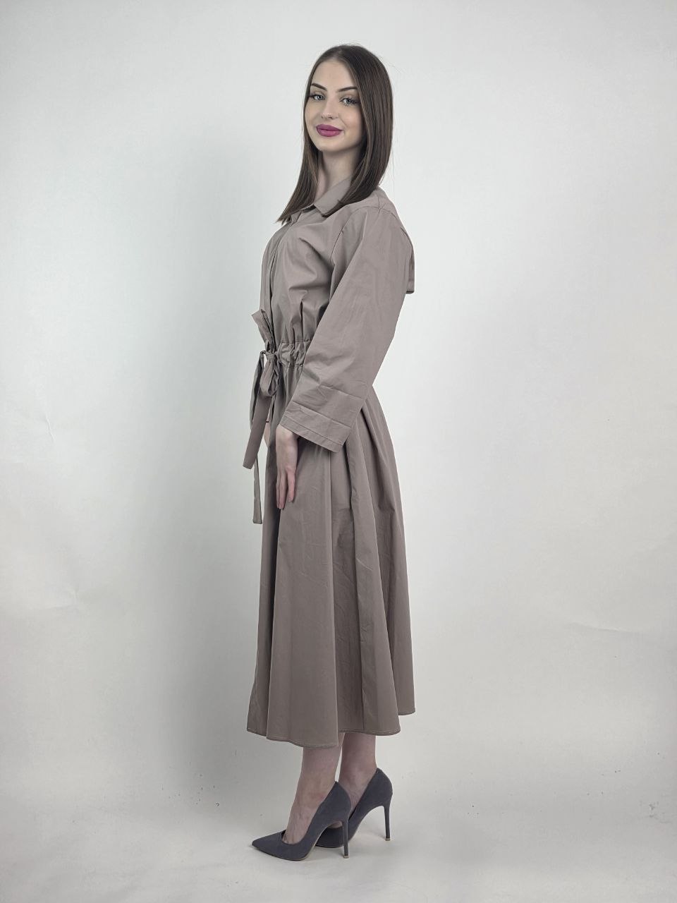 Sukienka Aurora Taupe Szmizjerka Midi Premium - obrazek 4