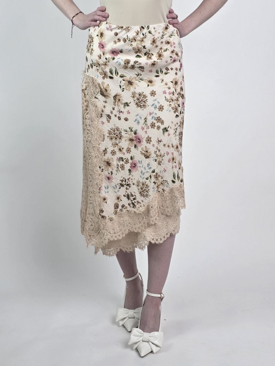 Spódnica Flower Lace Beige Premium z Koronką - obrazek 4