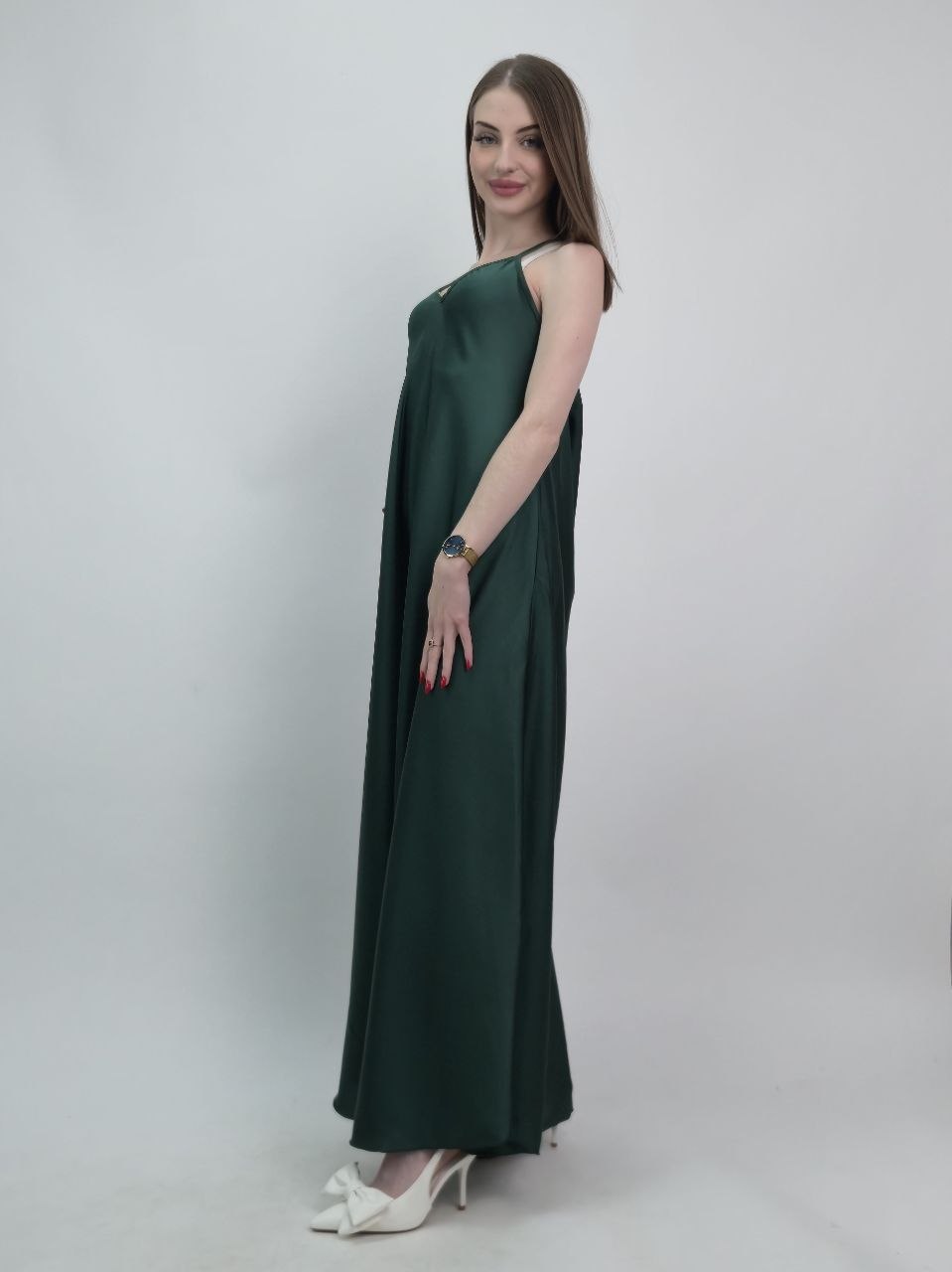 Zielona sukienka satynowa maxi elegancka - obrazek 2