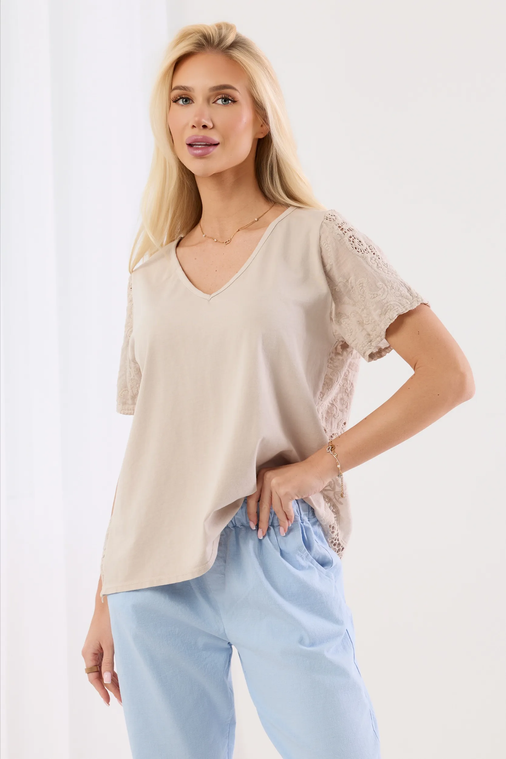 Bluzka Boho z Koronkowymi Plecami – Beż - obrazek 3