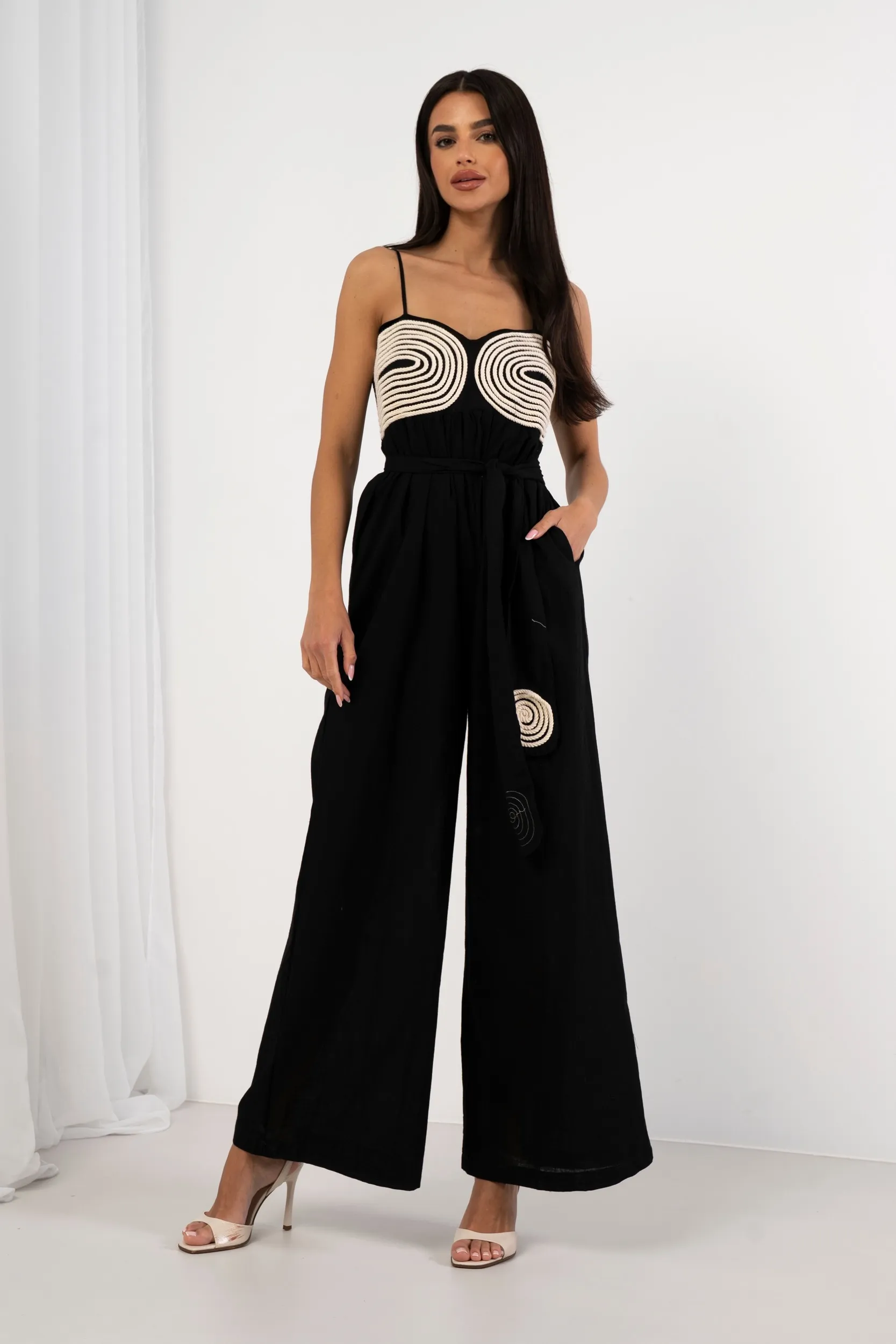 Czarny kombinezon maxi z haftem Boho Black