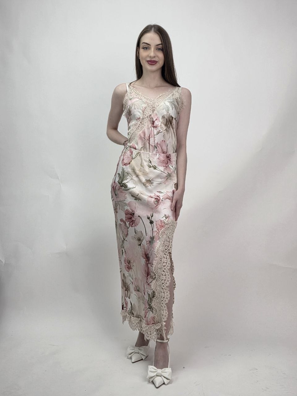 Luksusowy włoski komplet satynowy z koronką