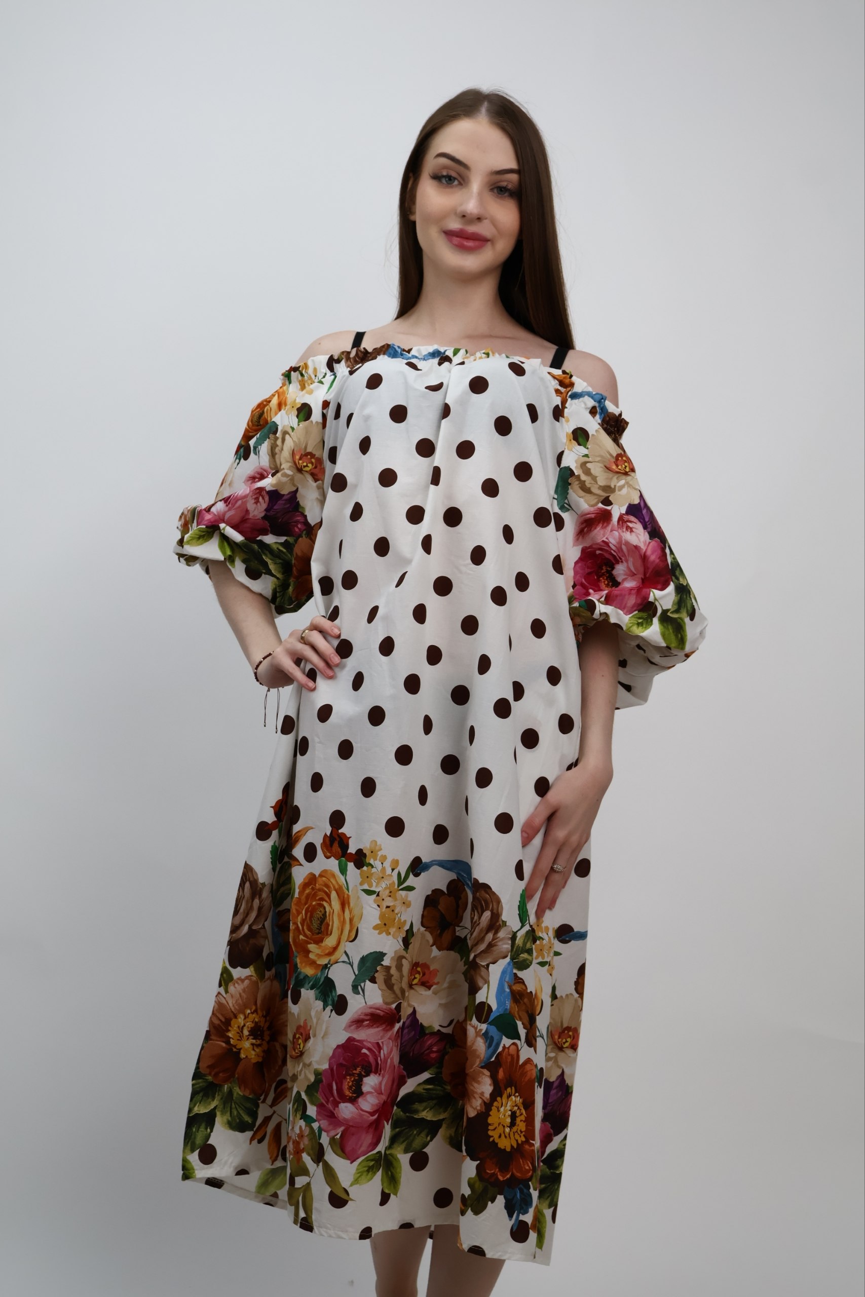 Sukienka Midnight Bloom – bawełniana w kwiaty - obrazek 5