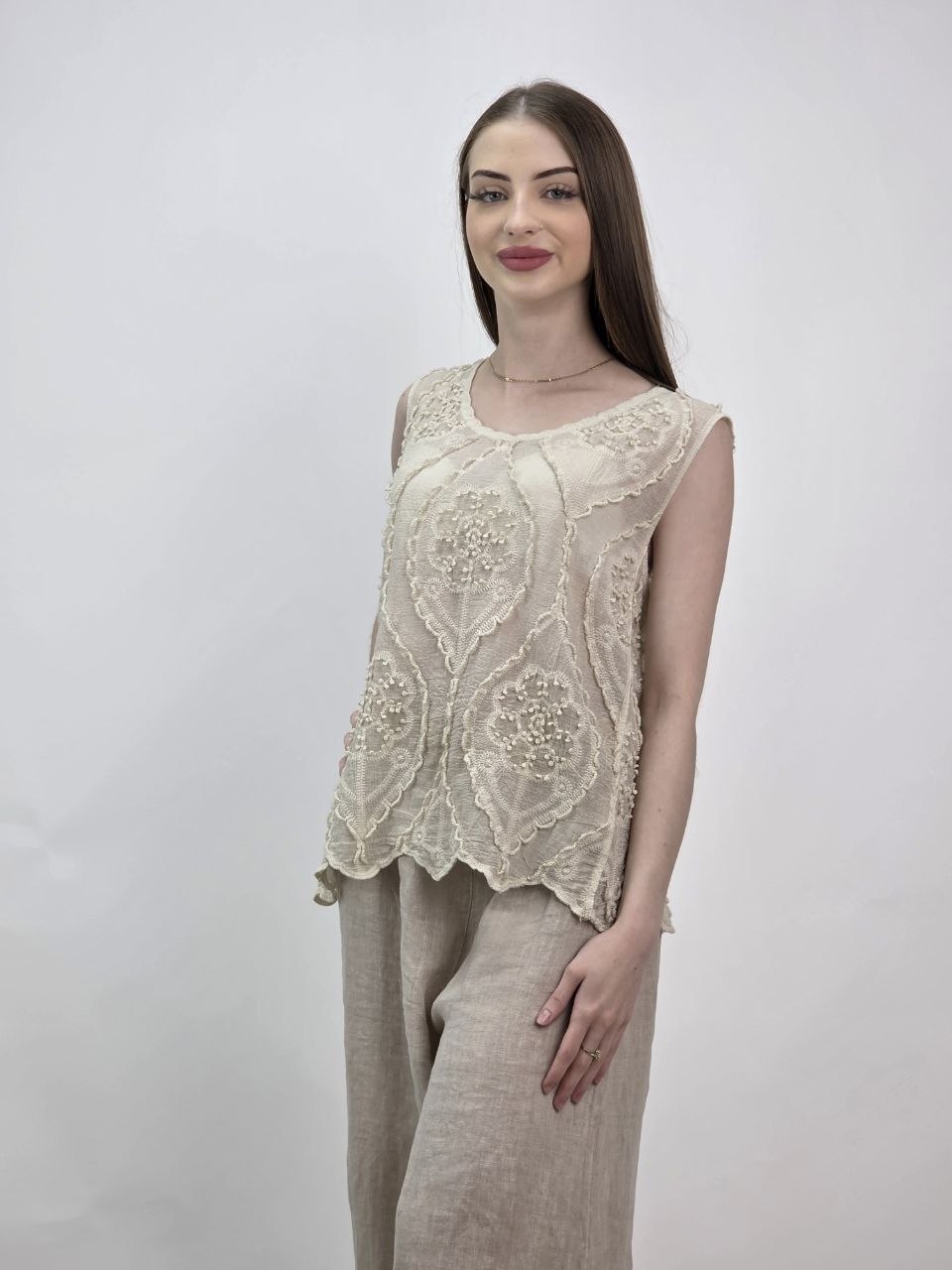 Beżowy top boho 3D haftowany premium - obrazek 2
