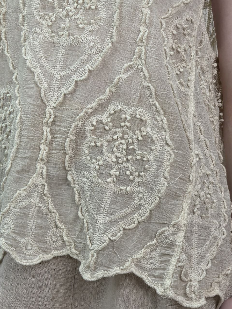 Beżowy top boho 3D haftowany premium - obrazek 4
