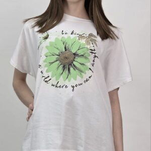 Biały t-shirt z zielonym kwiatem, bawełniany