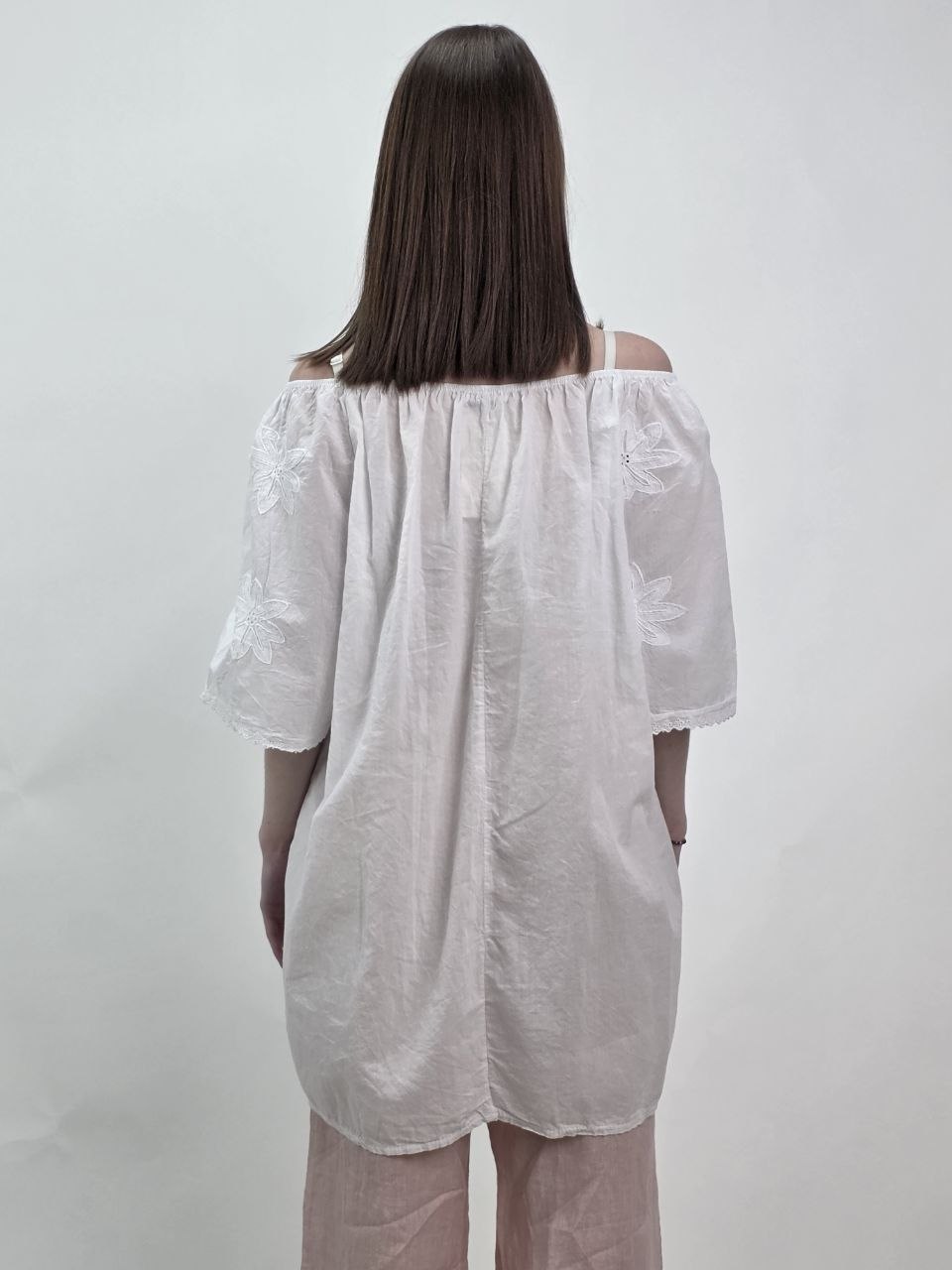 Włoska Bluzka Oversize Fiore Bianco – Biała - obrazek 2