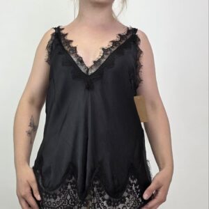 Włoski top z koronką Venezia Lace Black