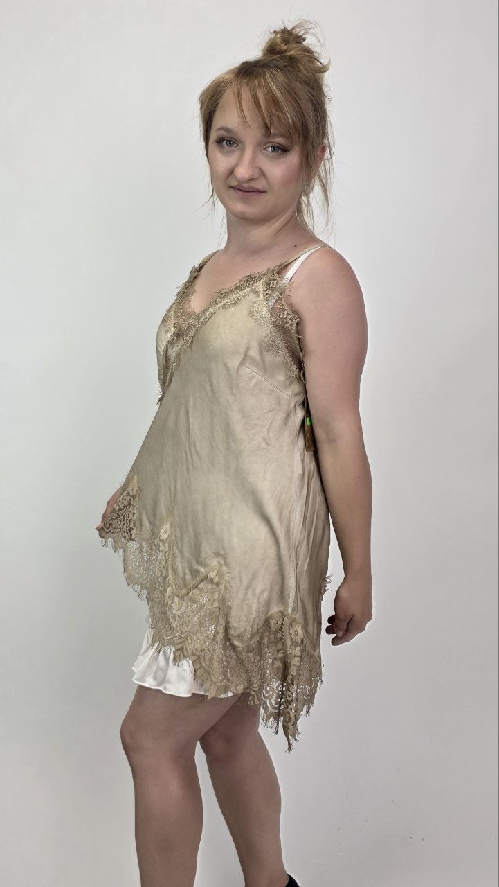 Asymetryczny top Toscana Lace Sand - obrazek 2