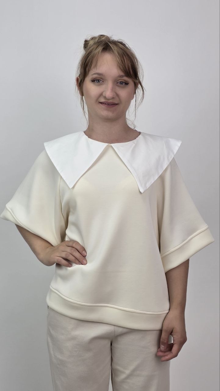 Bluzka Butter Chic z Oversize Kołnierzem Ecru