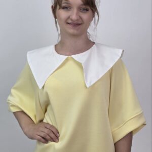 Bluzka Butter Chic z Oversize Kołnierzem