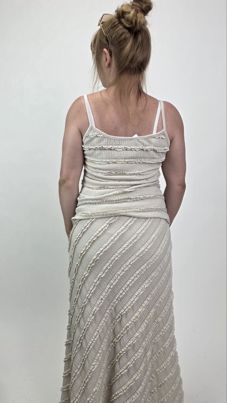 Włoski Komplet Soft Lace Greige Top i Spódnica - obrazek 5