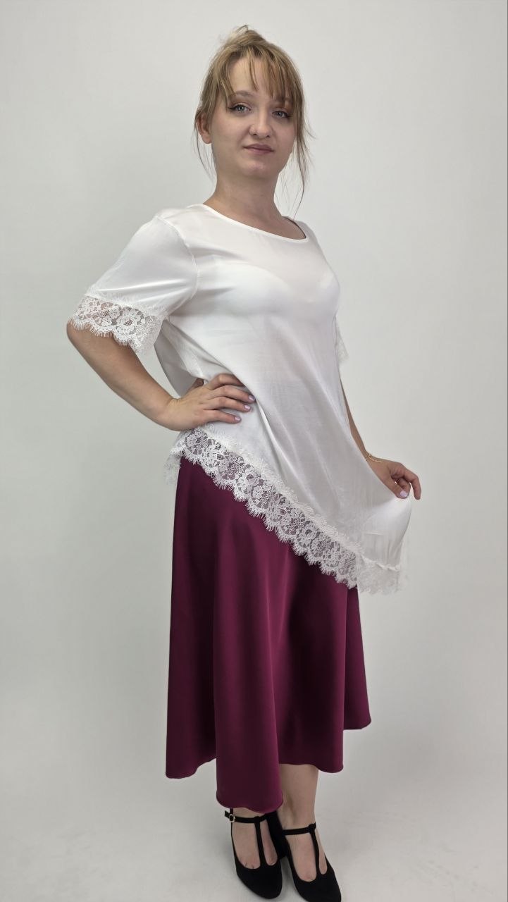 Bluzka asymetryczna Lace White z koronką