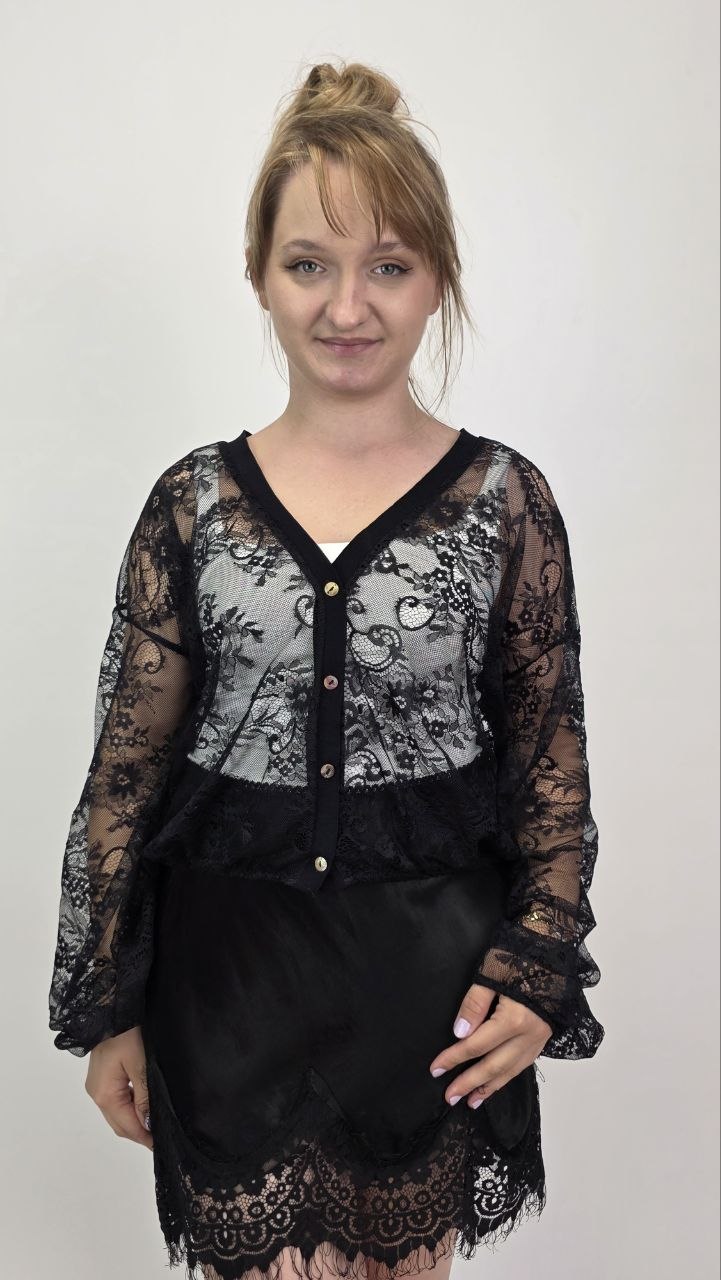 Czarny kardigan koronkowy Sensuelle na guziki
