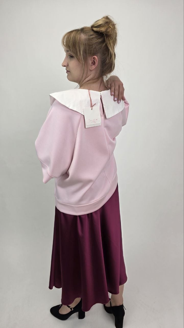 Bluzka Pink Chic z Oversize Kołnierzem - obrazek 4