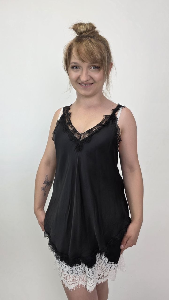 Asymetryczny top Toscana Lace Black